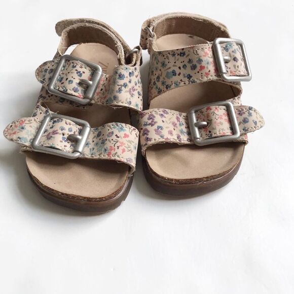 ZARA cream floral print buckle sandals EUC size 21(6) - Picture 4 of 8